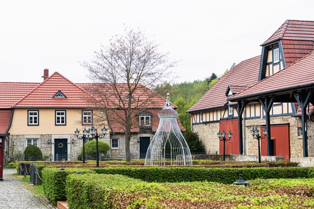 sociality house